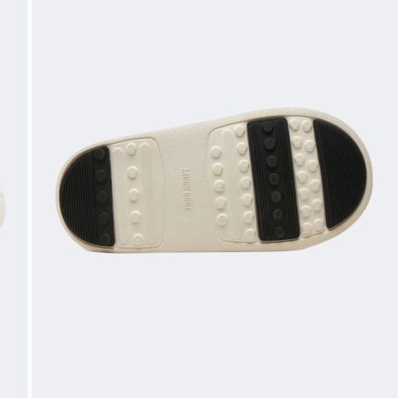 Moon Boot Park Soft Flower Women
Lifestyle Shoes Black/White - Picture 4 of 9